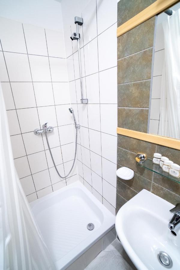 Gosciniec Debowa Gazdowka Bed & Breakfast Ustrzyki Dolne Luaran gambar