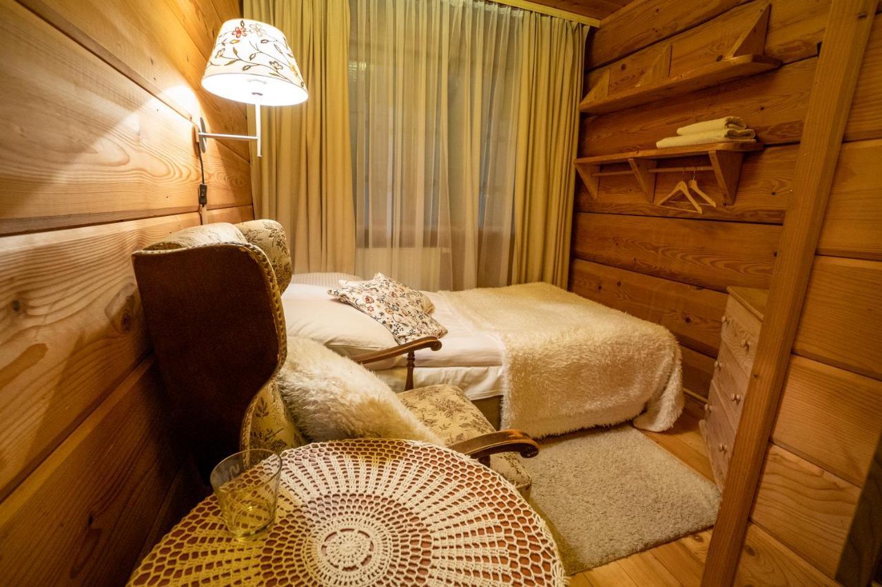 Gosciniec Debowa Gazdowka Bed & Breakfast Ustrzyki Dolne Luaran gambar