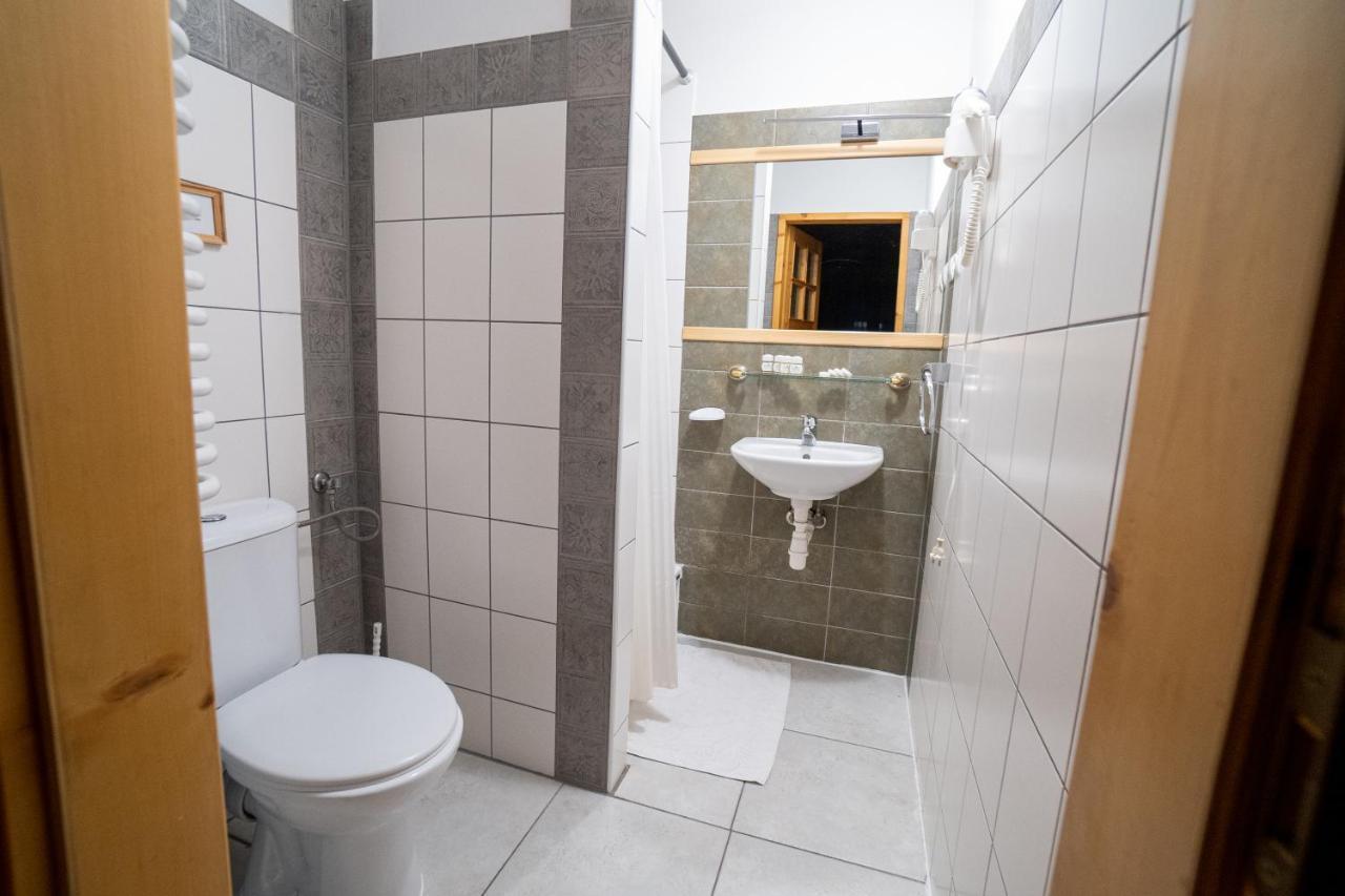 Gosciniec Debowa Gazdowka Bed & Breakfast Ustrzyki Dolne Luaran gambar