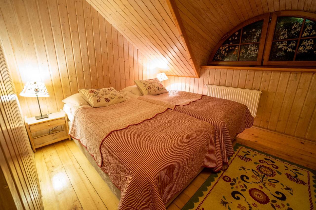 Gosciniec Debowa Gazdowka Bed & Breakfast Ustrzyki Dolne Luaran gambar